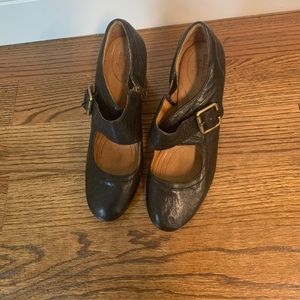 Clarks buckle heels